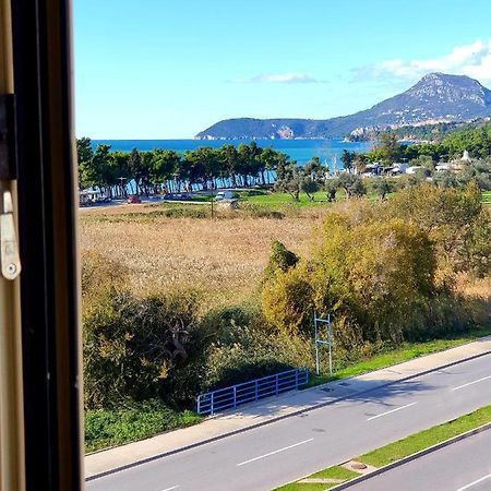 Aleksandar First Sea Line Apartment Bar Luaran gambar