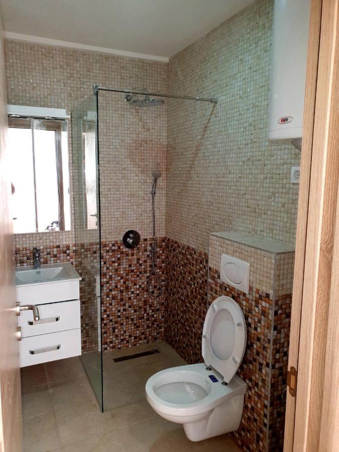 Aleksandar First Sea Line Apartment Bar Luaran gambar